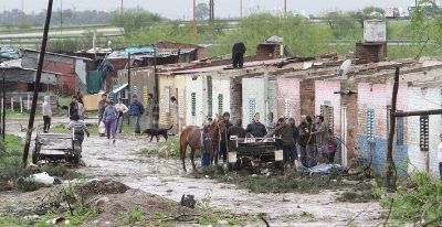 Termin� la reconstrucci�n de 26 viviendas de Los Sin Techo