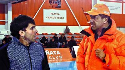 Hasta anoche, Scioli mantuvo conversaciones a dos puntas
