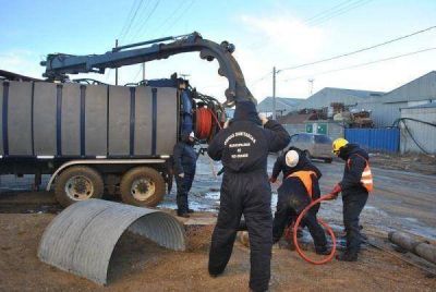 Obras Sanitarias comenz� un intenso operativo de desobstrucci�n de redes
