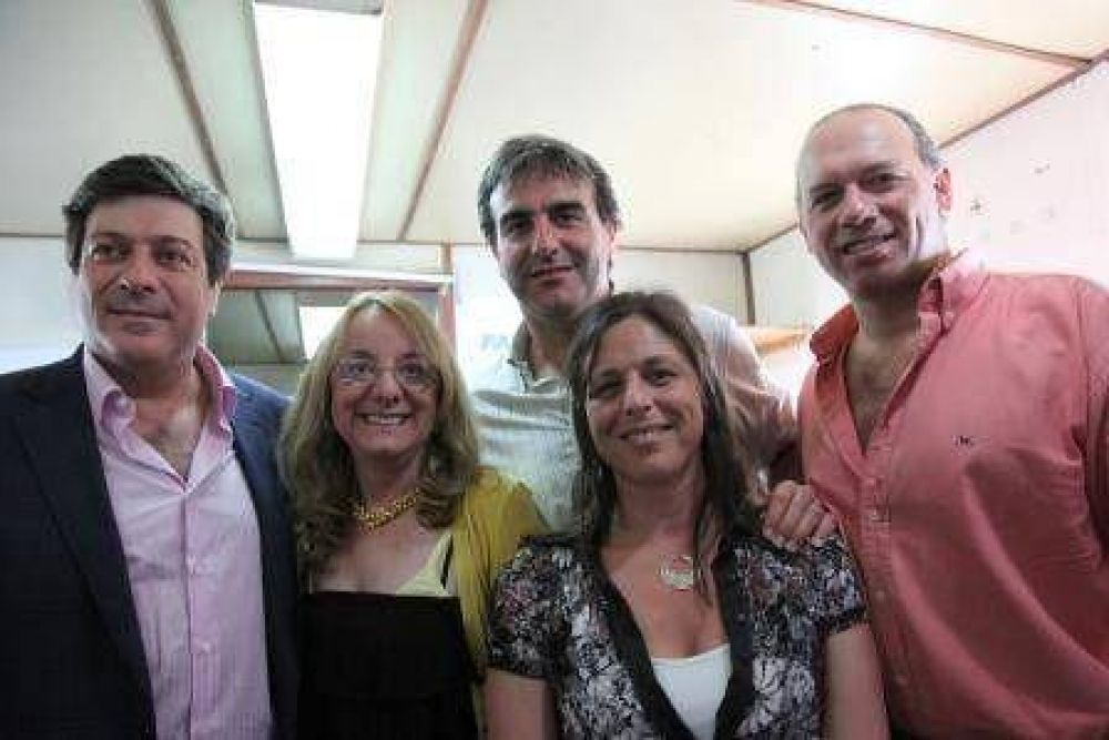 Arde la Segunda: descontentos, un grupo de intendentes del FpV quiere presentar lista propia 	  