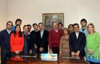 El PD y el Pro, con tres listas y un compromiso compartido