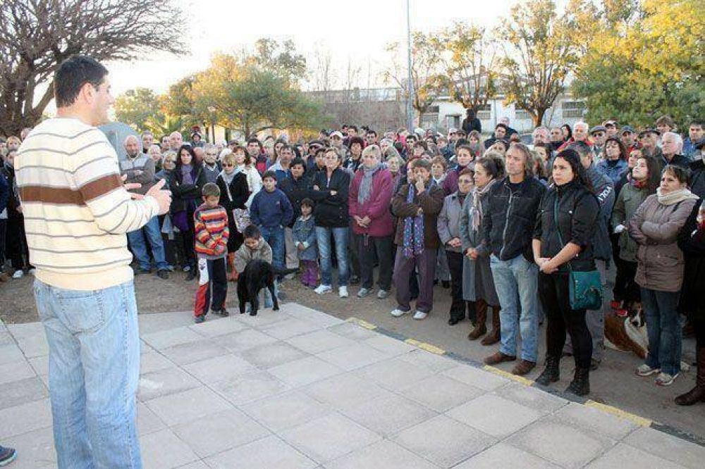 Vecinos llevaron su reclamo a la Comisar�a