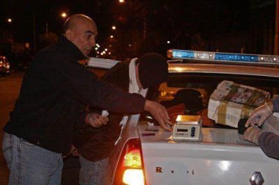 Detuvieron a pareja que rob� una casa junto su hijo de 2 a�os