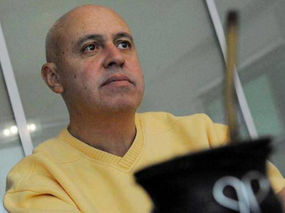 El tesorero de Central dijo que "la intenci�n es satisfacer ciento por ciento a Russo"