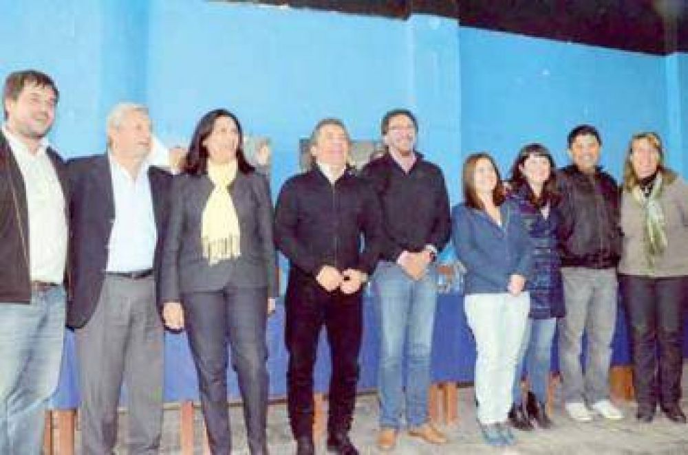 Jos� Lauritto encabeza lista de diputados
