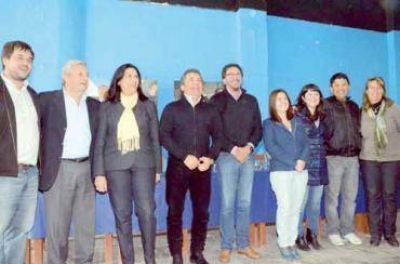 Jos� Lauritto encabeza lista de diputados