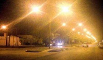 Colocaron nuevas luminarias en el 12 de Octubre
