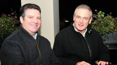 Sin lista de consenso en la UCR: el benedettismo present� sus candidatos	 
