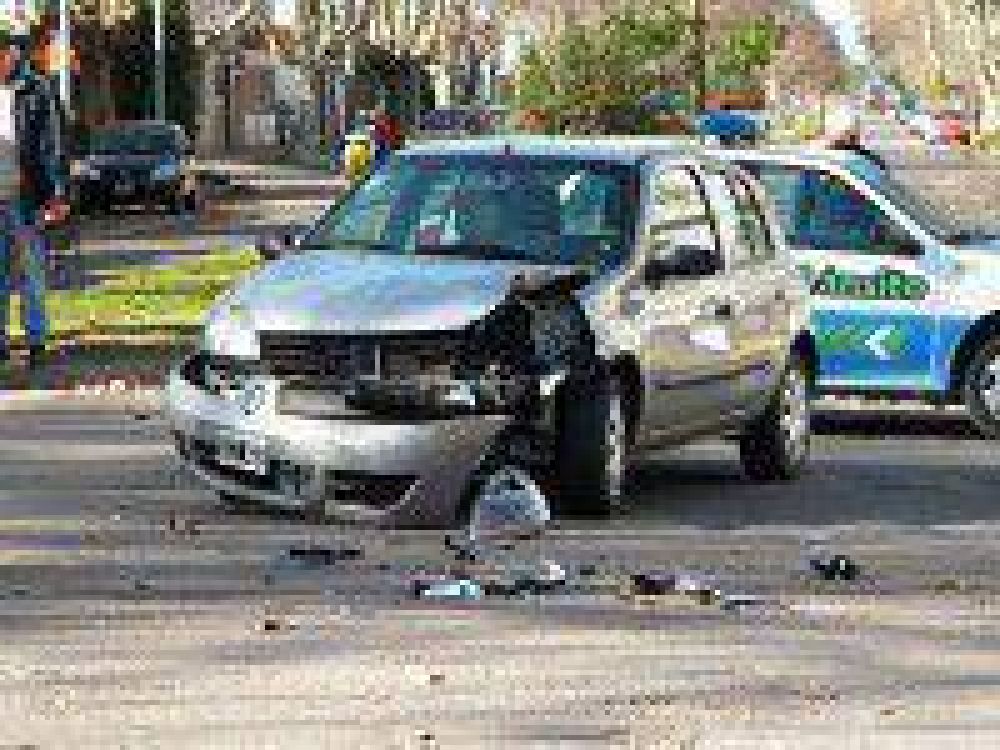 Colisi�n entre dos veh�culos que circulaban por Belgrano