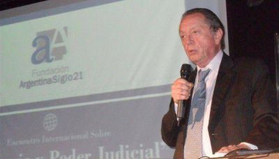 Terragno present� a los postulantes para las primarias