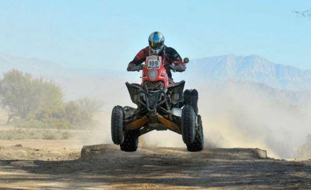 Bonetto tricampe�n del Desafio Ruta 40