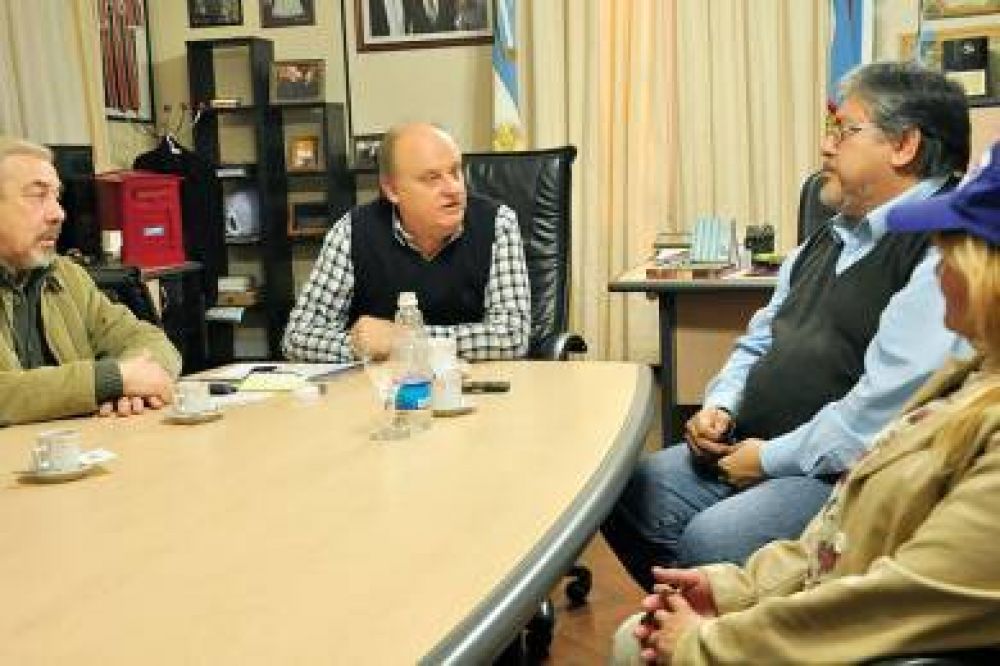Di Pierro recibi� la visita del diputado bonaerense Fernando �Chino� Navarro