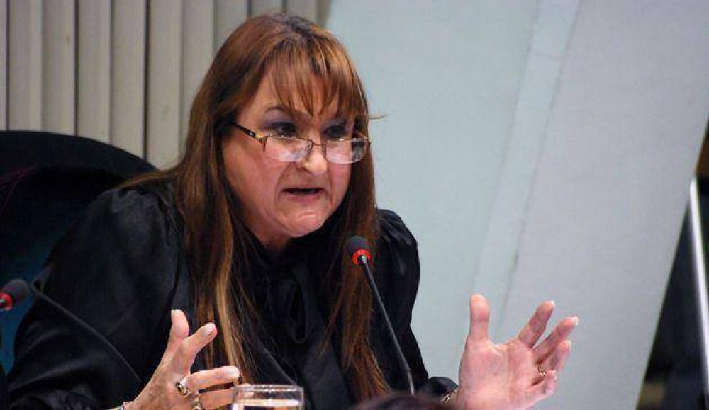 La UCR como el PJ llegan divididos a las P.A.S.O. Se cierran las listas a las cero horas