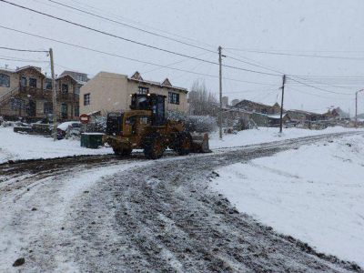 El Calafate recibi� el invierno con una intensa nevada