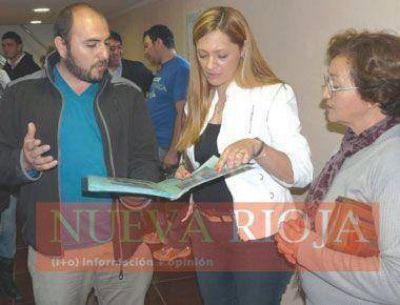 Entregaron 80 mil pesos para culminar remodelaci�n de teatro