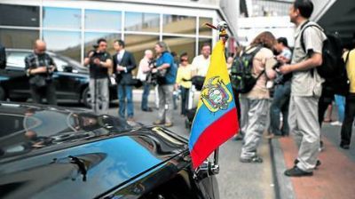 Escap� el joven que revel� el espionaje en EE.UU. y pidi� asilo a Ecuador
