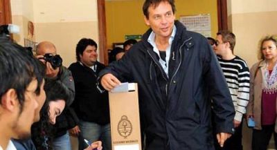 Costa, Toledo, G�mez conforman una de las listas de precandidatos de la UCR