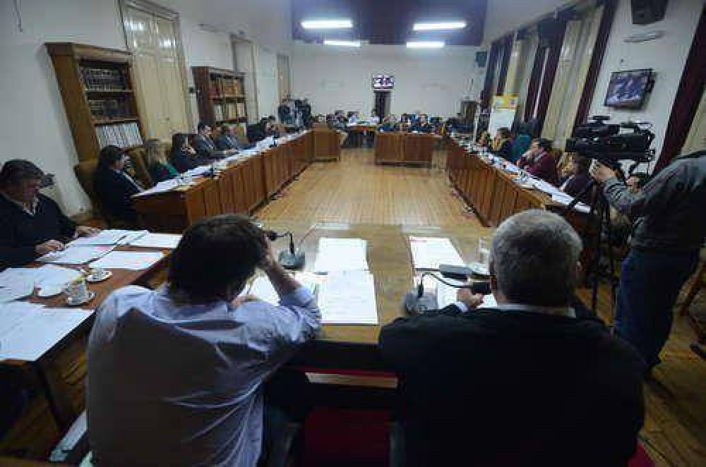 Se re�ne hoy el Concejo Deliberante de Azul A LAS 19