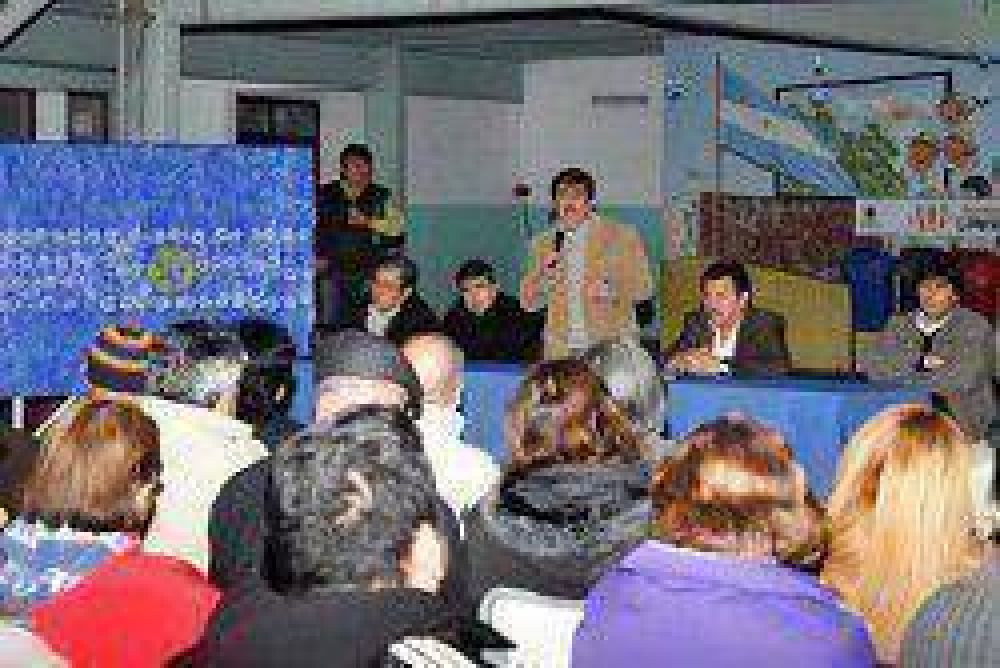 Plan m�s Cerca: Realizar�n mejoramiento edilicio en el barrio Santa In�s
