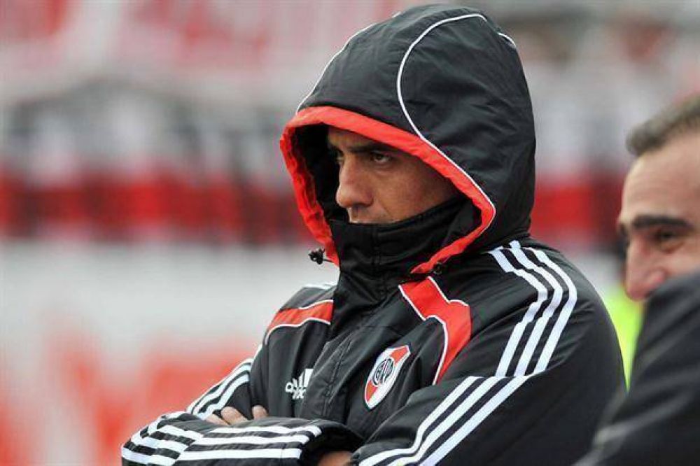 Bomba en River: Ram�n D�az borr� a David Trezeguet