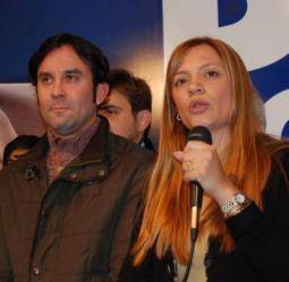 El oficialismo s�lo ve a Jorge Yoma como su rival a vencer