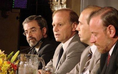 "No hay problemas de corrupci�n, s� ineficiencia e ineficacia"