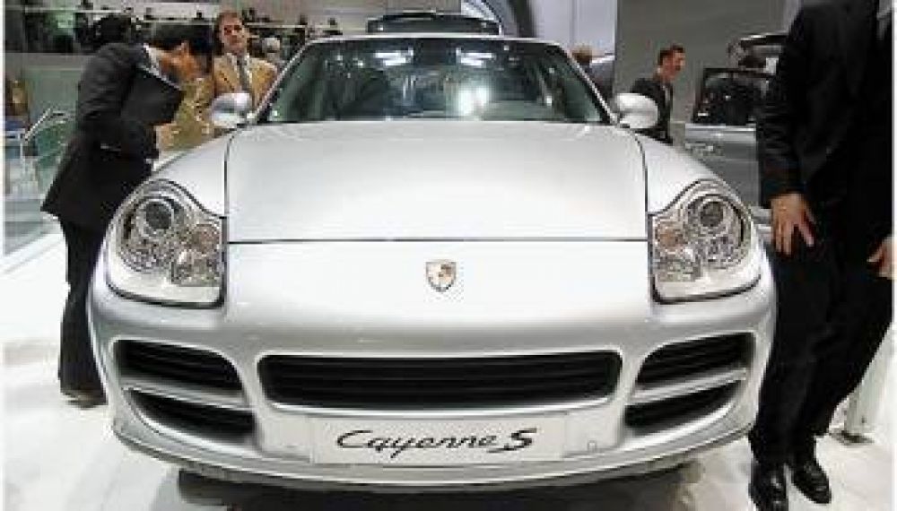 Porsche tiene r�cord de ventas en el pa�s, pero prefiere un mercado m�s estable