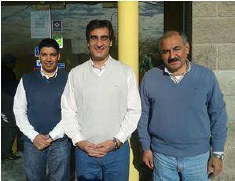 Agrupaci�n 19 de Julio, en carrera para liderar UTEDYC	