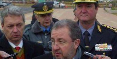 Polic�as no garantizar�an la seguridad en las elecciones y tildan de �rid�culo� al ministro Jorge Franco