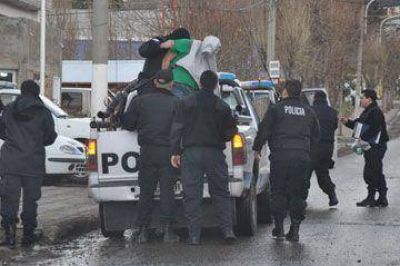 Violento golpe comando al local de La An�nima