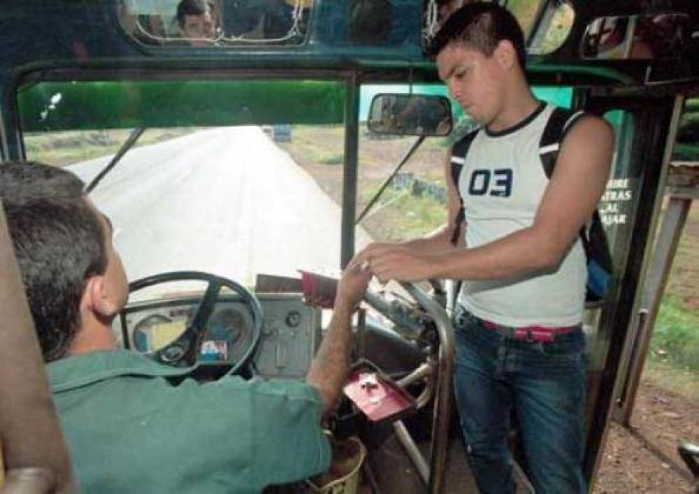 El boleto de colectivo urbano pasar� a costar $3.50 en Ober�