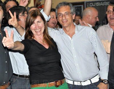 Le apuntan a Eseverri: "No pidi� por Liliana (Schwindt)"