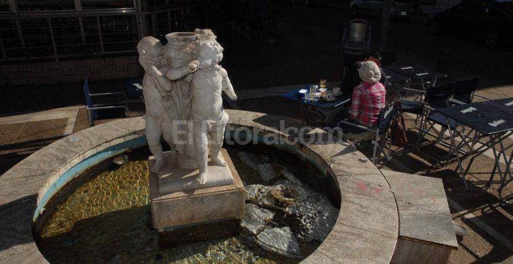As� destroz� la fuente "Los Ni�os Cazadores"