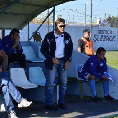 A horas de volver a las pr�cticas, el DT de San Carlos habl� de la local�a