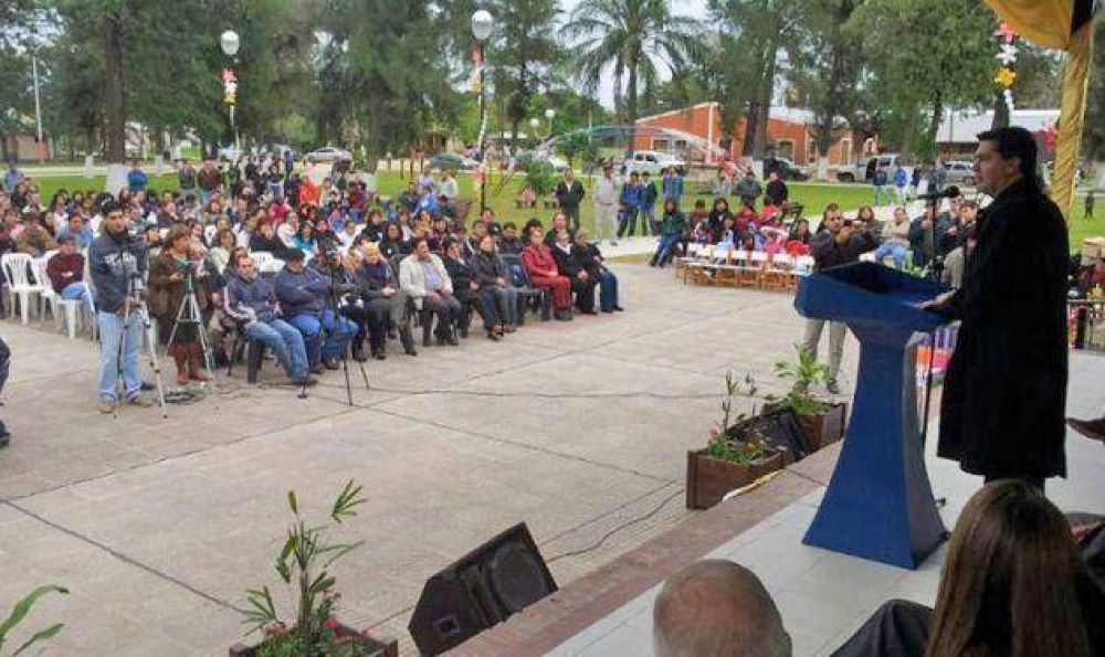 Festejo popular en Lapachito por sus 101 a�os de vida