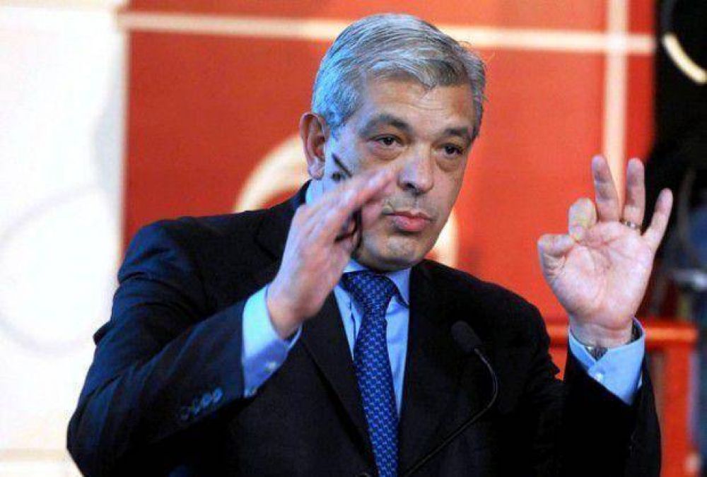Dom�nguez: "Los que no est�n en las listas del FPV, est�n en contra Cristina"
