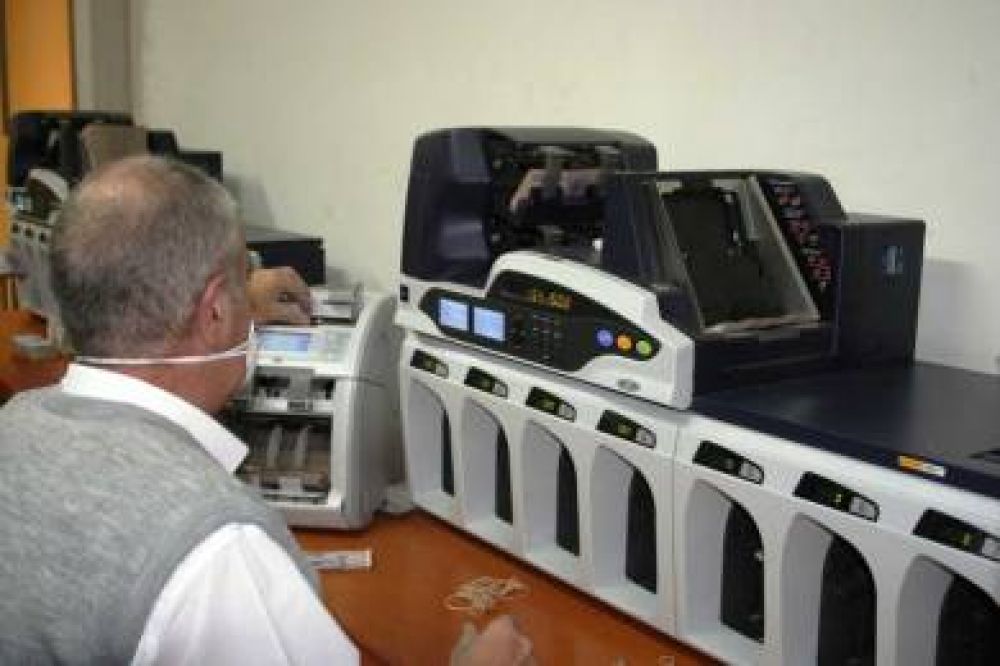 El Banco del Chubut avanza con su plan de modernizaci�n
