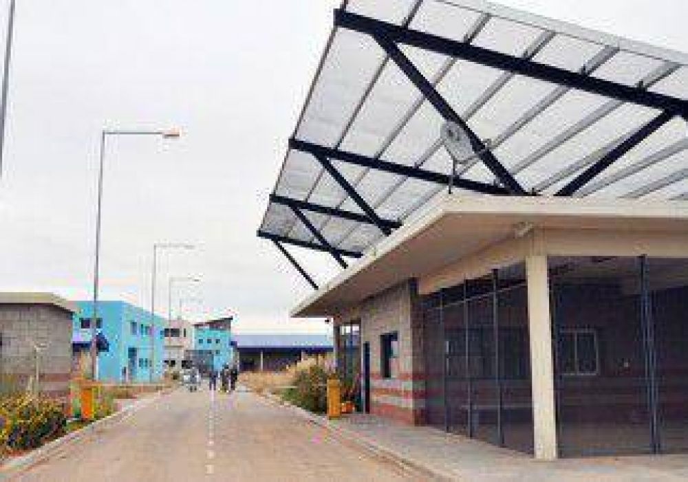 La c�rcel de Senillosa recibir� internos 