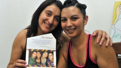 Su pareja se embaraz�, y Karina pide los 180 d�as por maternidad