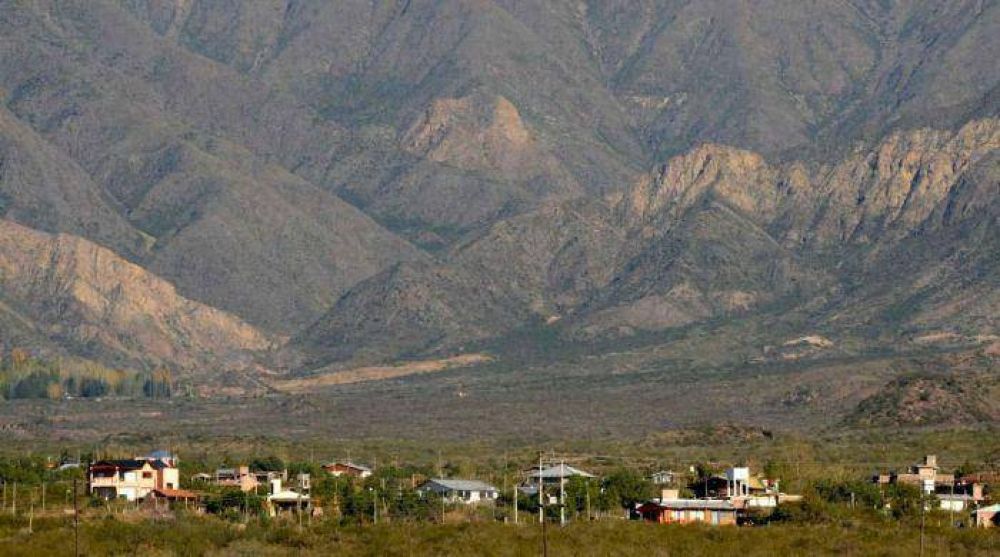 Discuten propuestas para habitar el pedemonte en Godoy Cruz