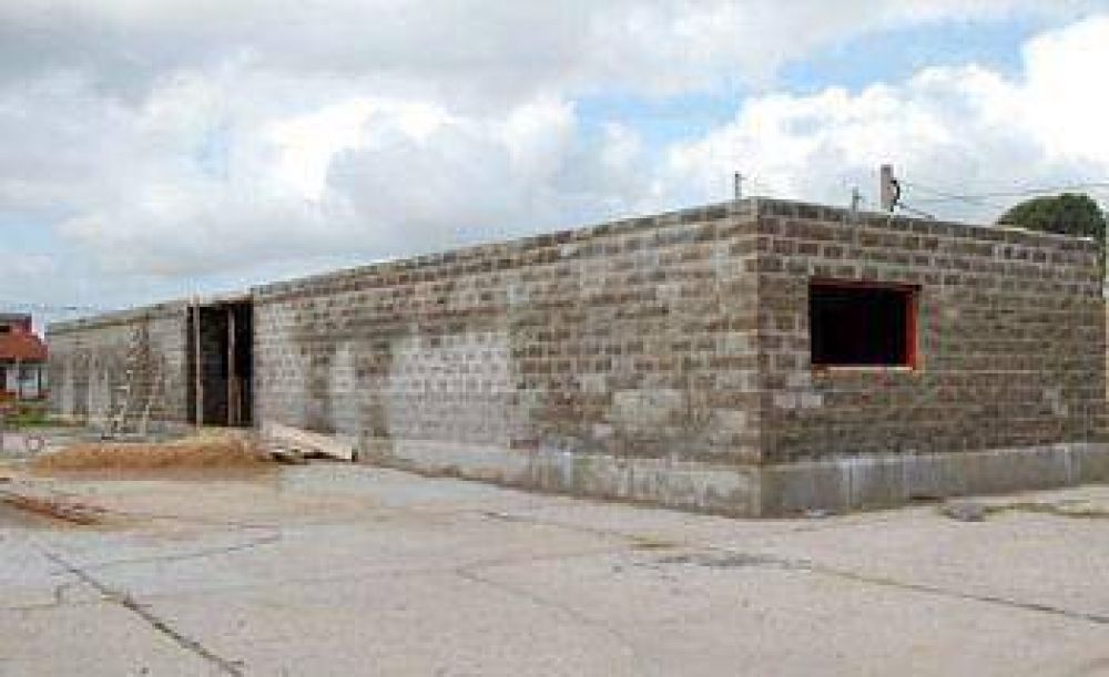La Comuna concluir� las obras del polideportivo del barrio Hern�ndez