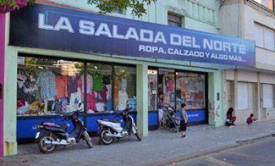 Asaltaron a dos remiseros y robaron dinero de un comercio c�ntrico