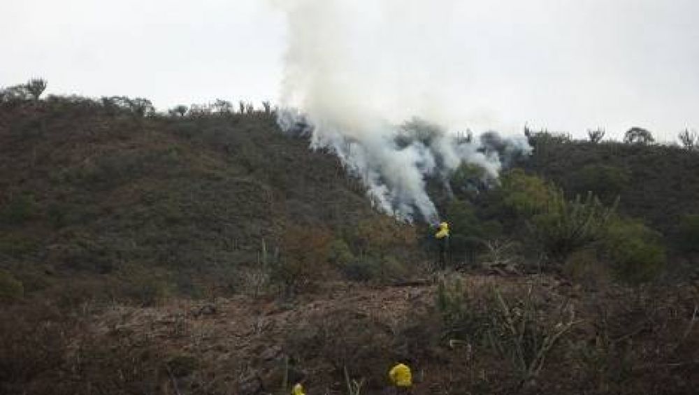 Incendio forestal en el Noroeste de la Capital