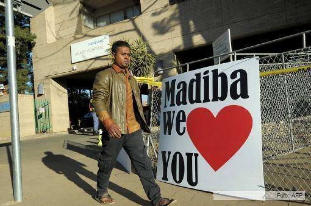 Mandela sigue en estado cr�tico y piden respeto por la sensibilidad y privacidad de su familia