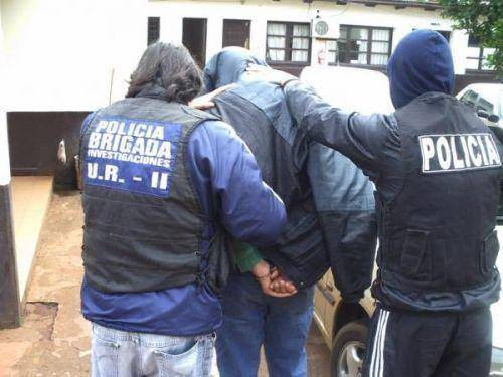 Detuvieron a dos sujetos por presuntos abusos a una joven de 14 a�os