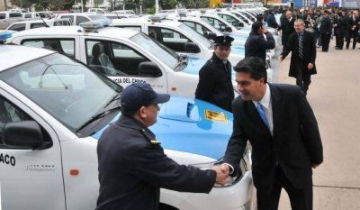 Entregaron 18 nuevos patrulleros para la Polic�a del Chaco