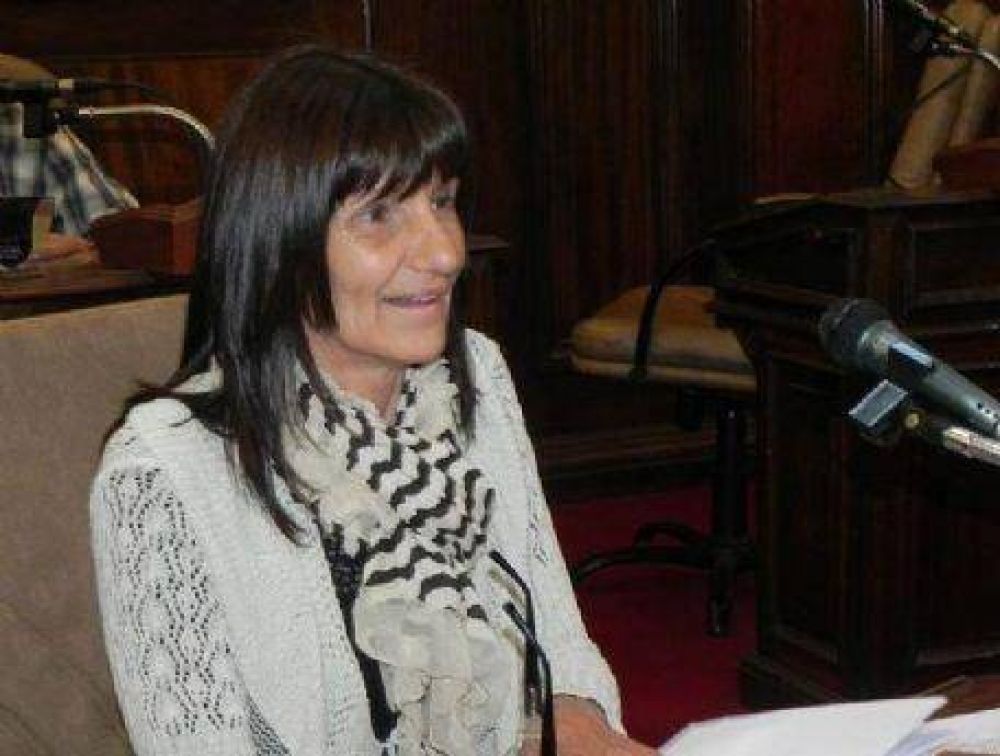 La concejal Tritten renunci� a su candidatura