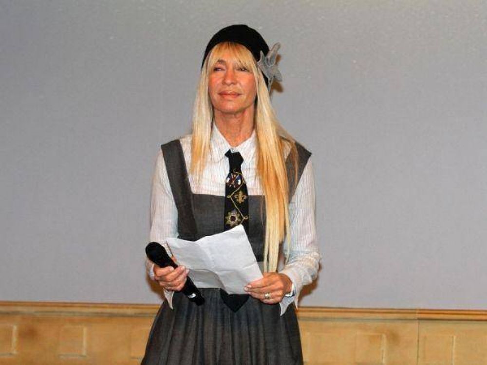  "Como lo hice con Romina y Tom�s, algun d�a trabajar� con alguno de mis nietos"