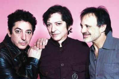 Hay Fiesta regresa con el show Virus en vivo