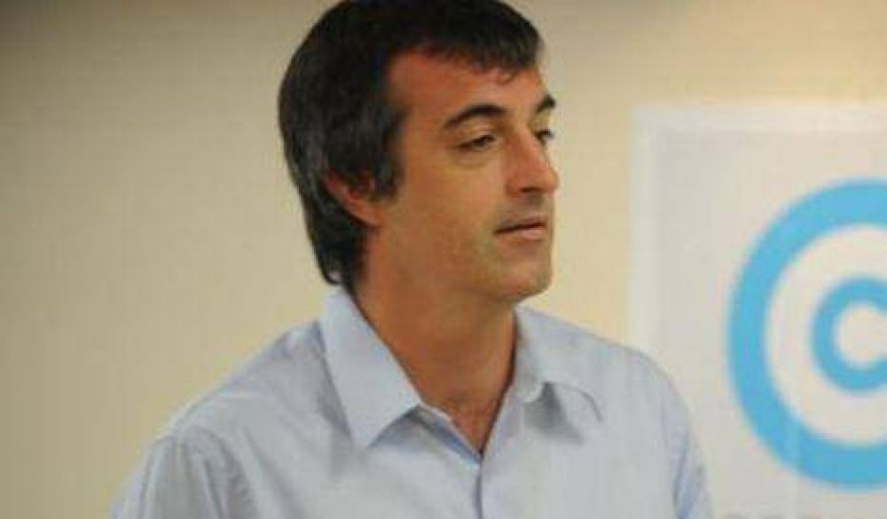 Bullrich particip� de seminario con expertos en EE.UU.